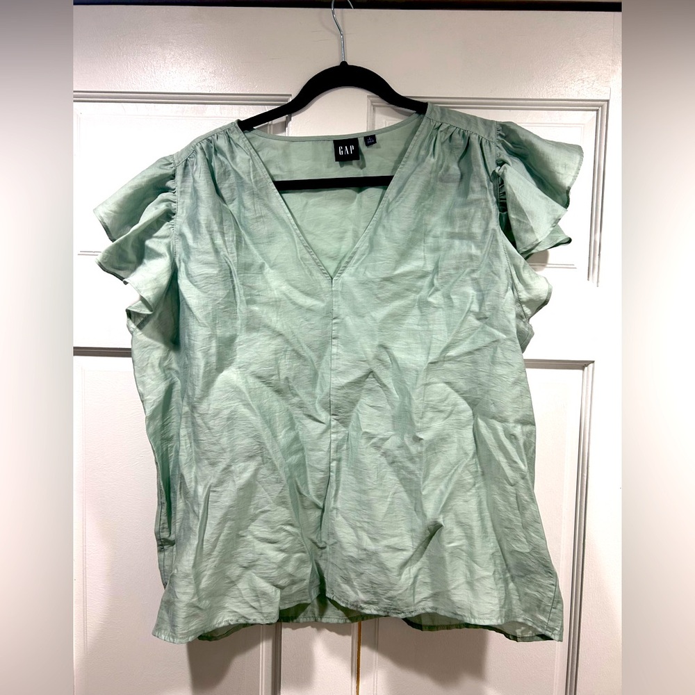Gap TALL silky blouse L